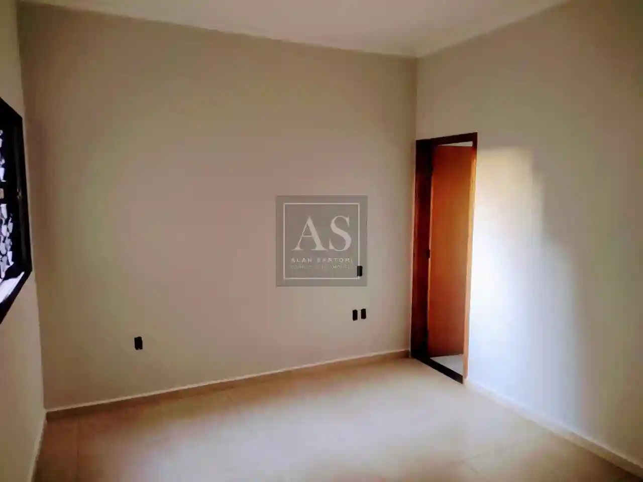Casa com 3 quartos à venda, 200m² — foto 9 de 13