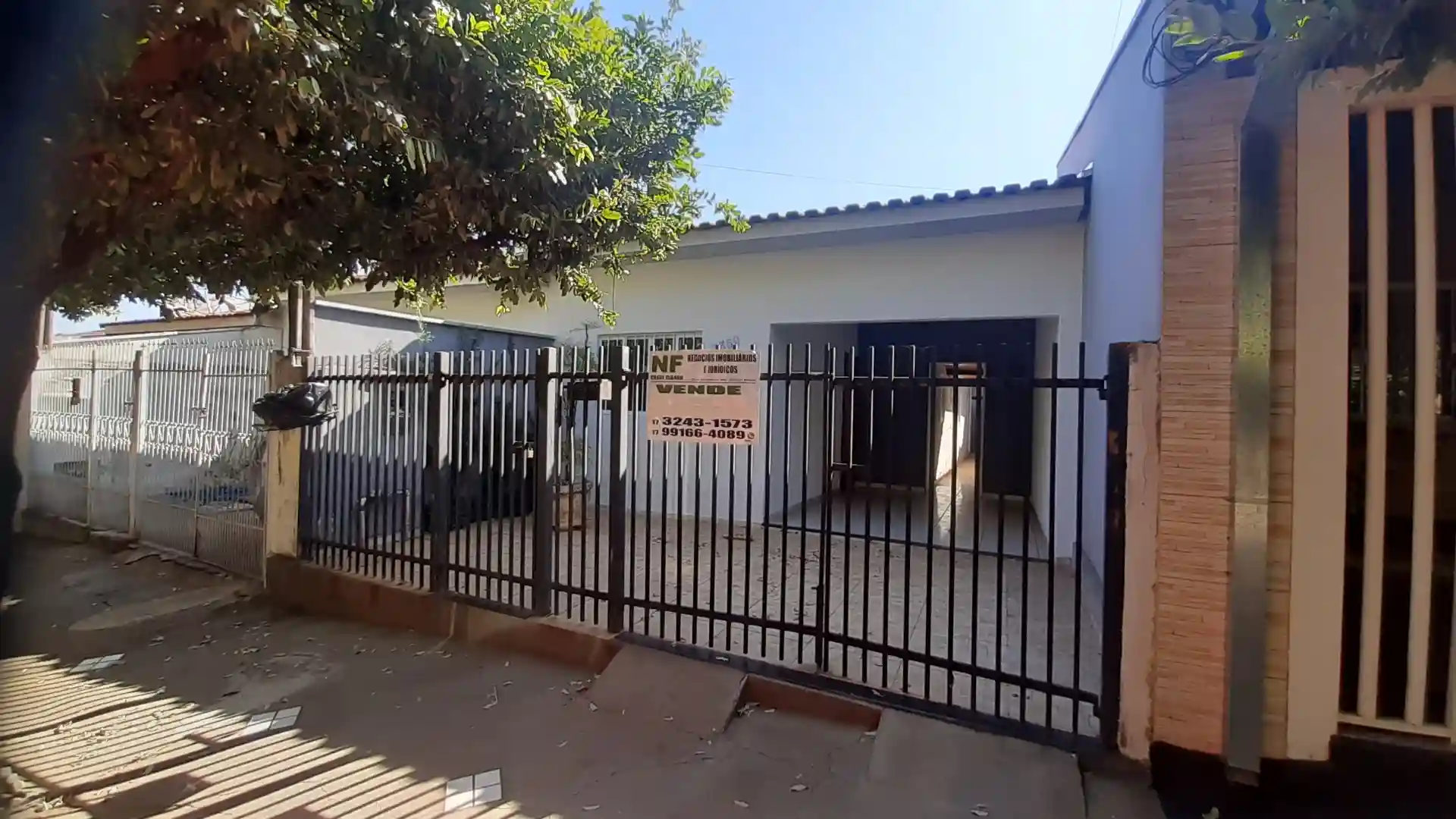 Casa com 2 quartos à venda, 180m² — foto 1 de 13