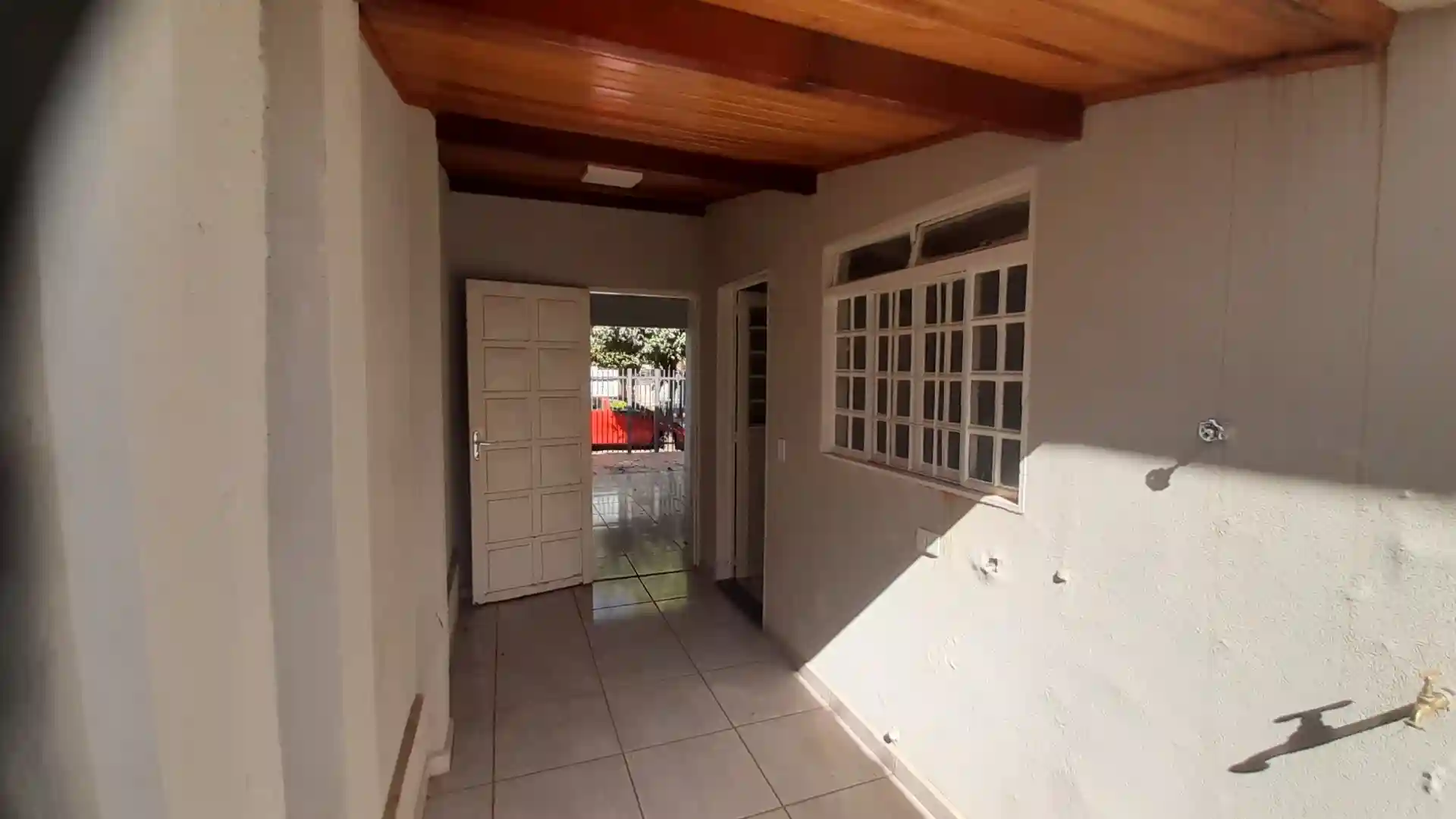 Casa com 2 quartos à venda, 180m² — foto 8 de 13
