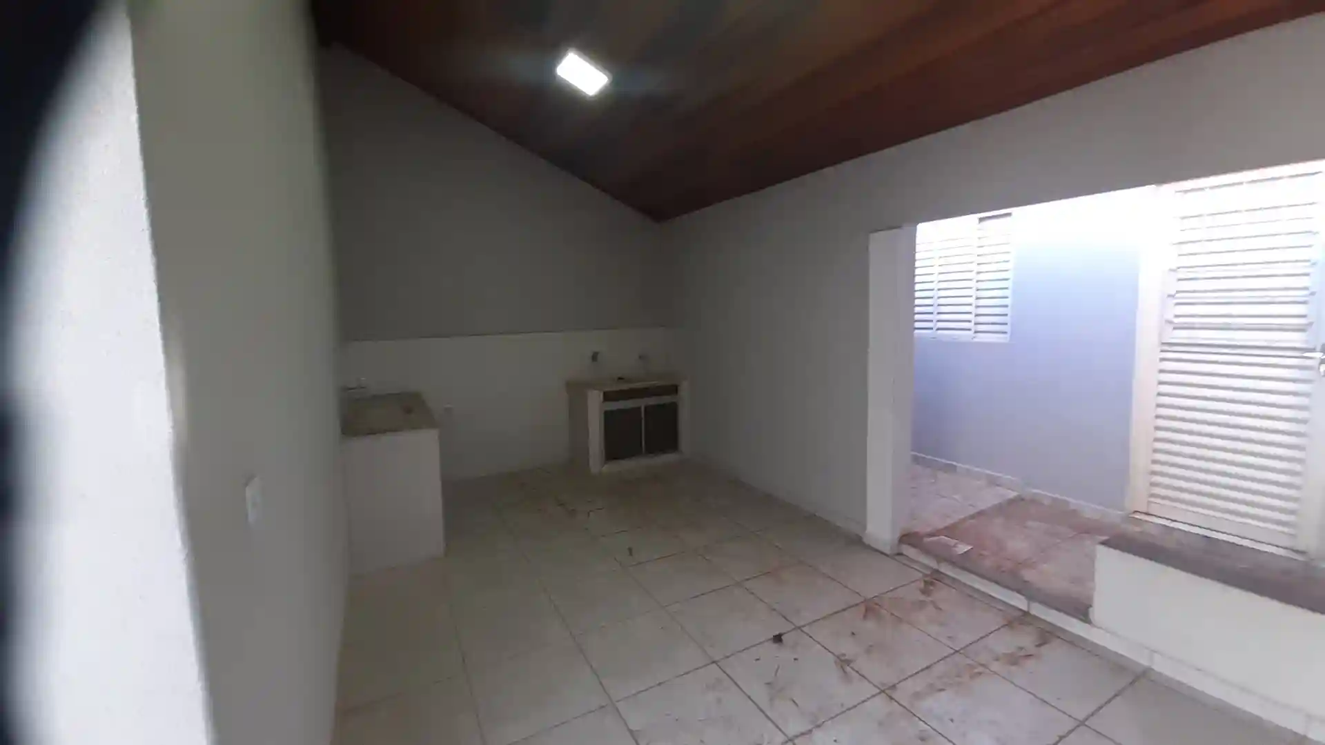 Casa com 2 quartos à venda, 180m² — foto 9 de 13