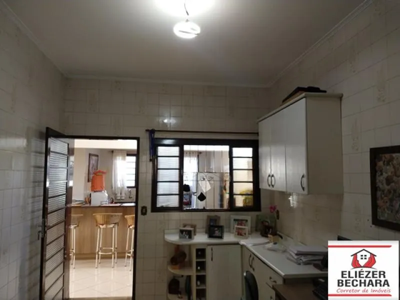 Casa à venda — foto 6 de 11