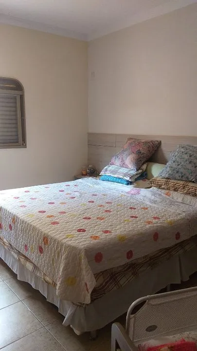 Casa à venda — foto 6 de 10