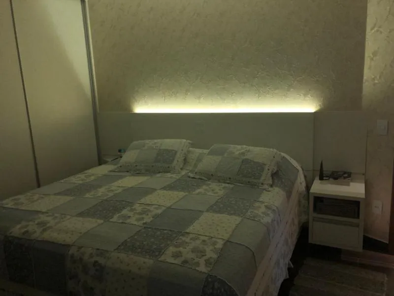 Apartamento à venda — foto 2 de 2