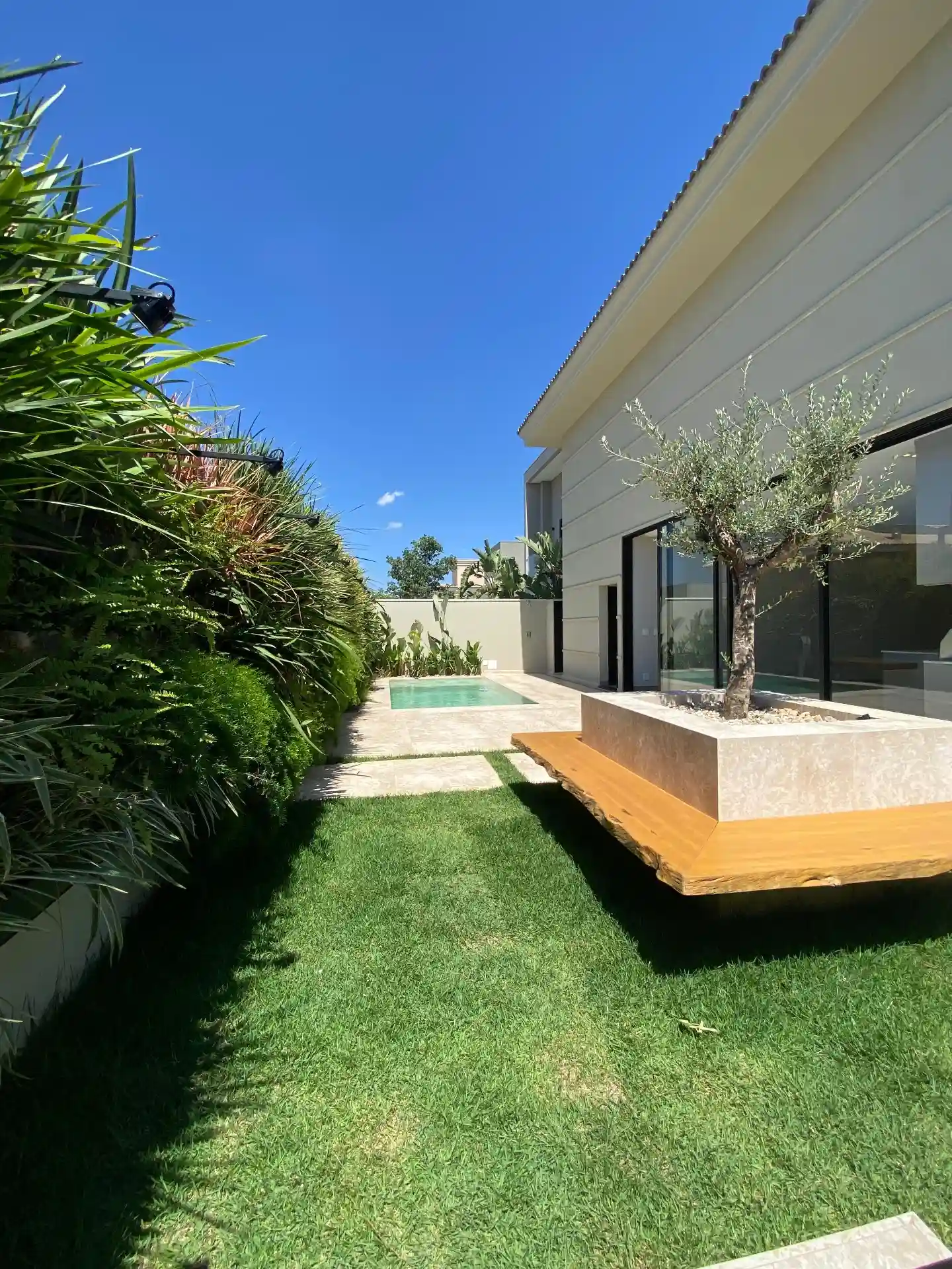 Casa de Condomínio com 4 quartos à venda, 565m² — foto 14 de 33