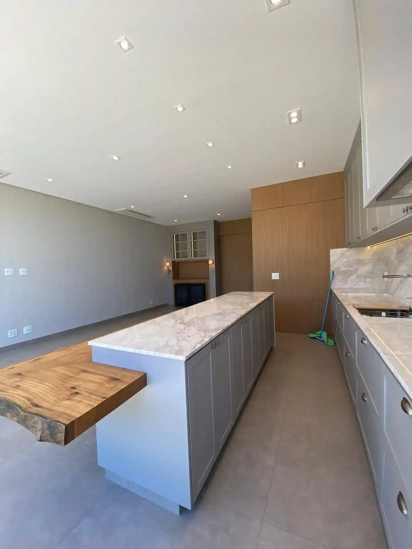 Casa de Condomínio com 4 quartos à venda, 565m² — foto 11 de 33