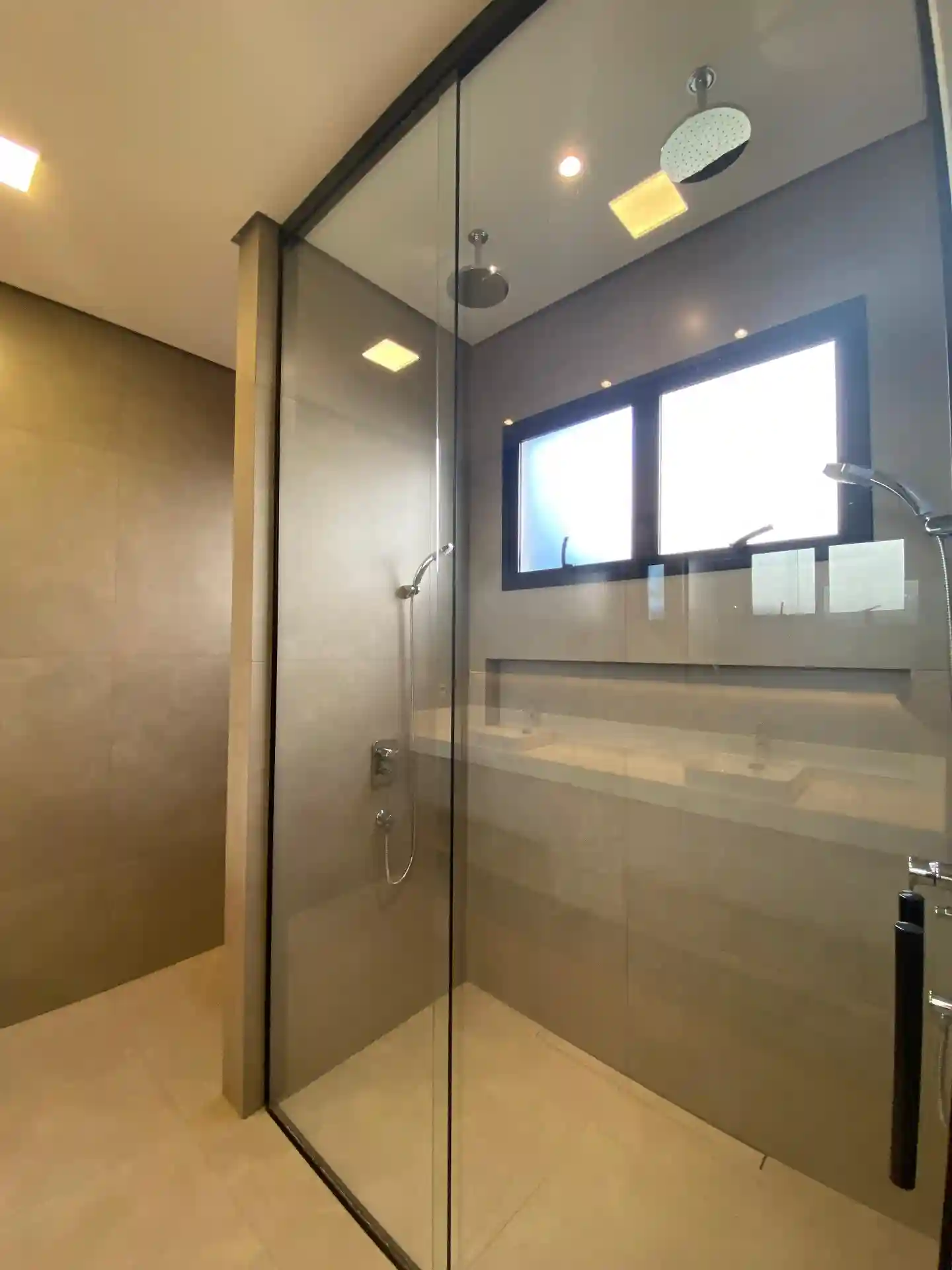 Casa de Condomínio com 4 quartos à venda, 565m² — foto 23 de 33