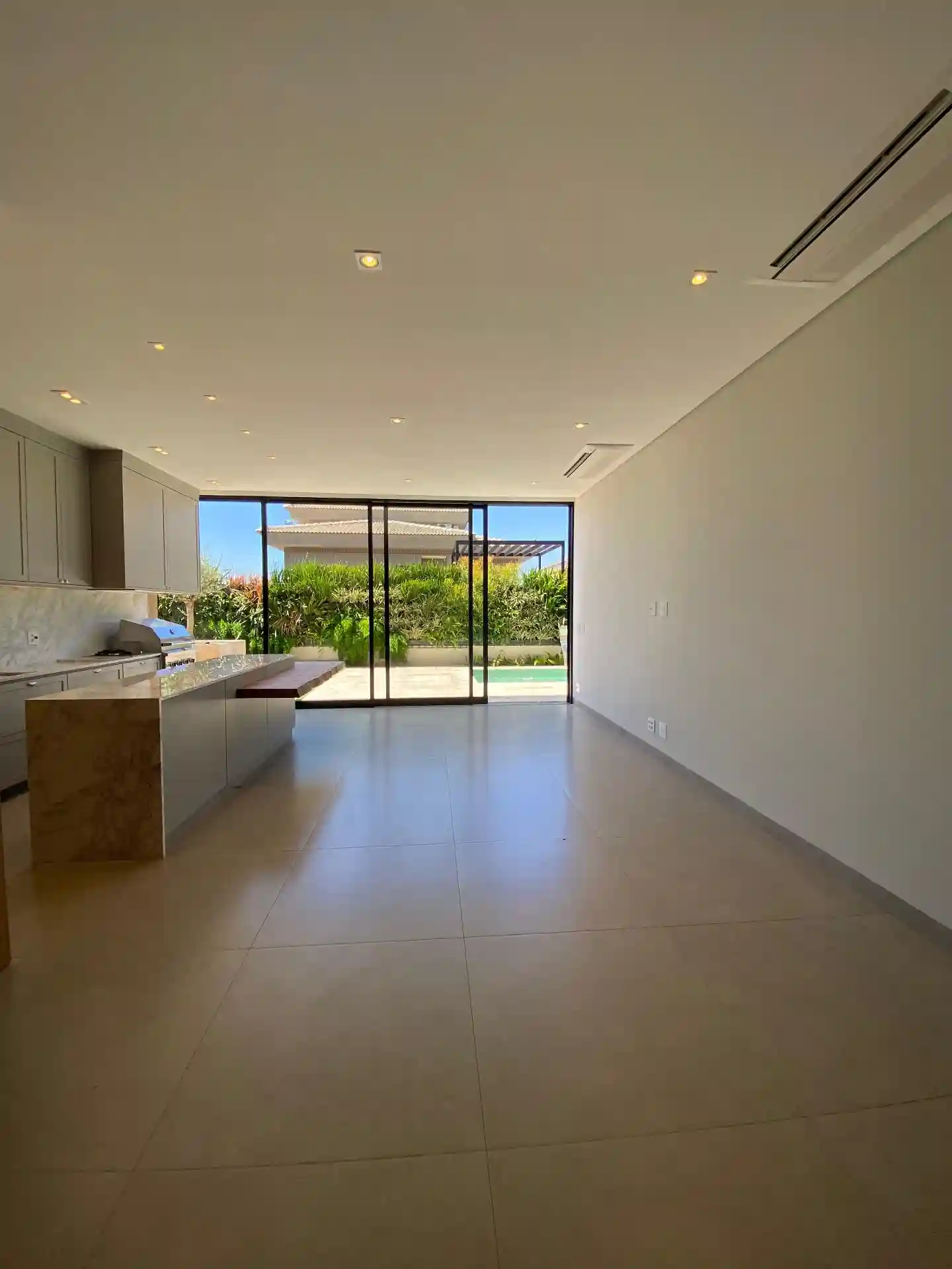 Casa de Condomínio com 4 quartos à venda, 565m² — foto 8 de 33