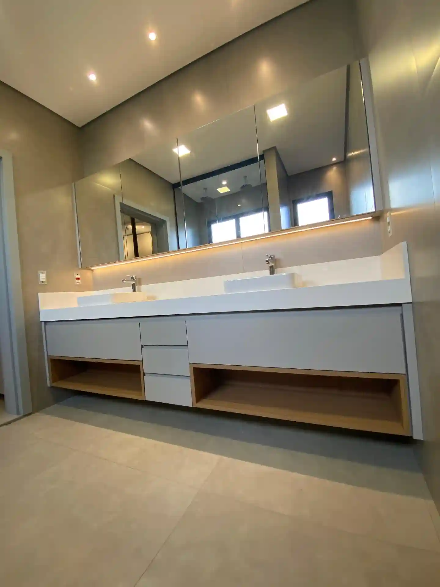 Casa de Condomínio com 4 quartos à venda, 565m² — foto 27 de 33