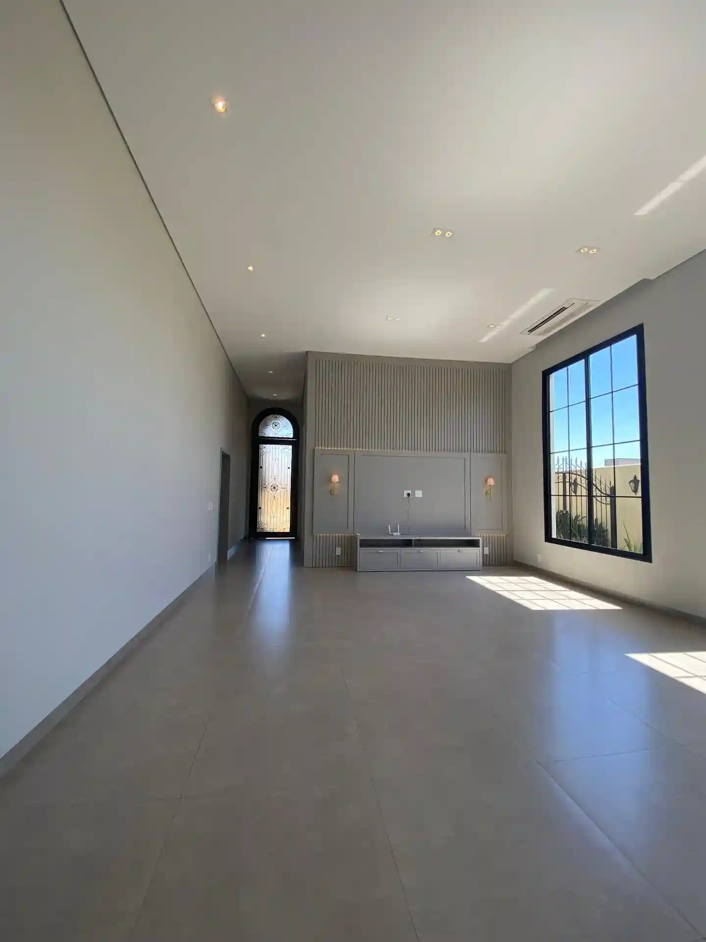 Casa de Condomínio com 4 quartos à venda, 565m² — foto 1 de 33
