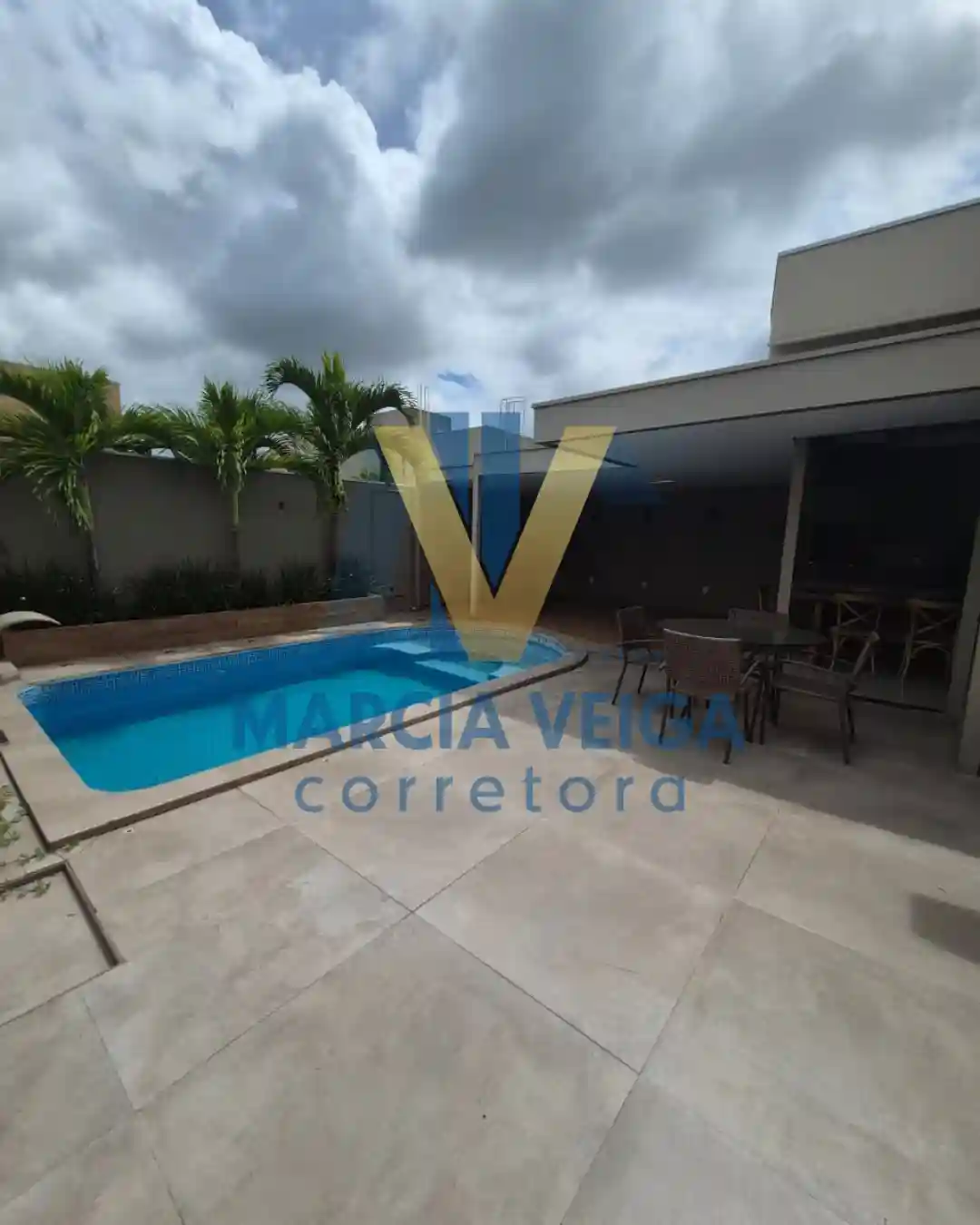 Casa de Condomínio com 3 quartos à venda, 320m² — foto 13 de 37