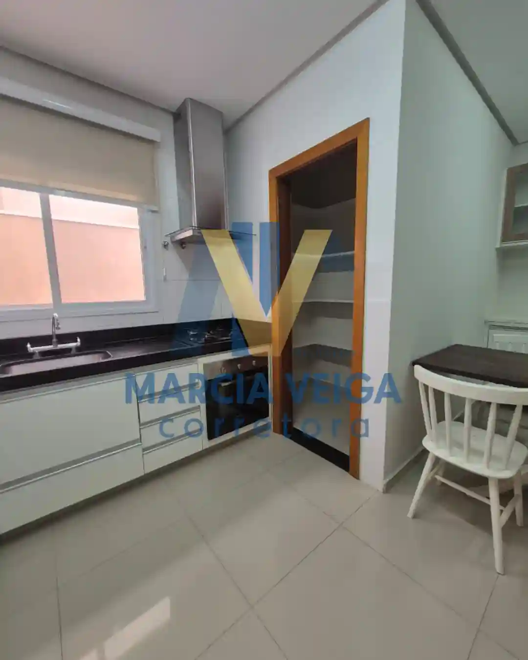 Casa de Condomínio com 3 quartos à venda, 320m² — foto 22 de 37