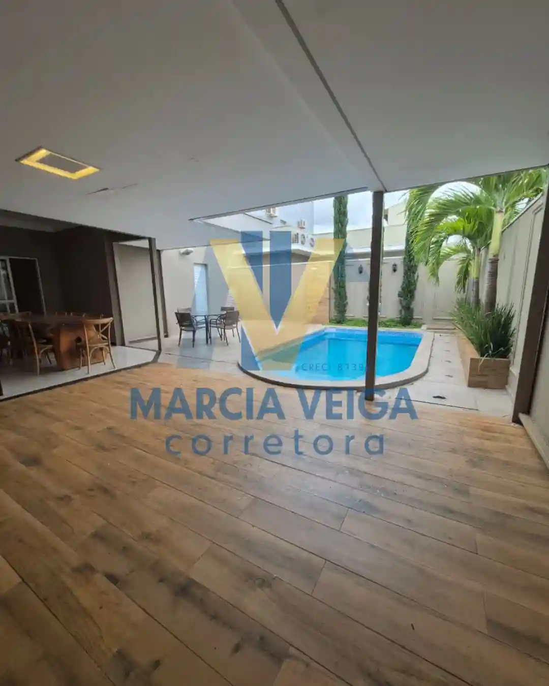 Casa de Condomínio com 3 quartos à venda, 320m² — foto 1 de 37