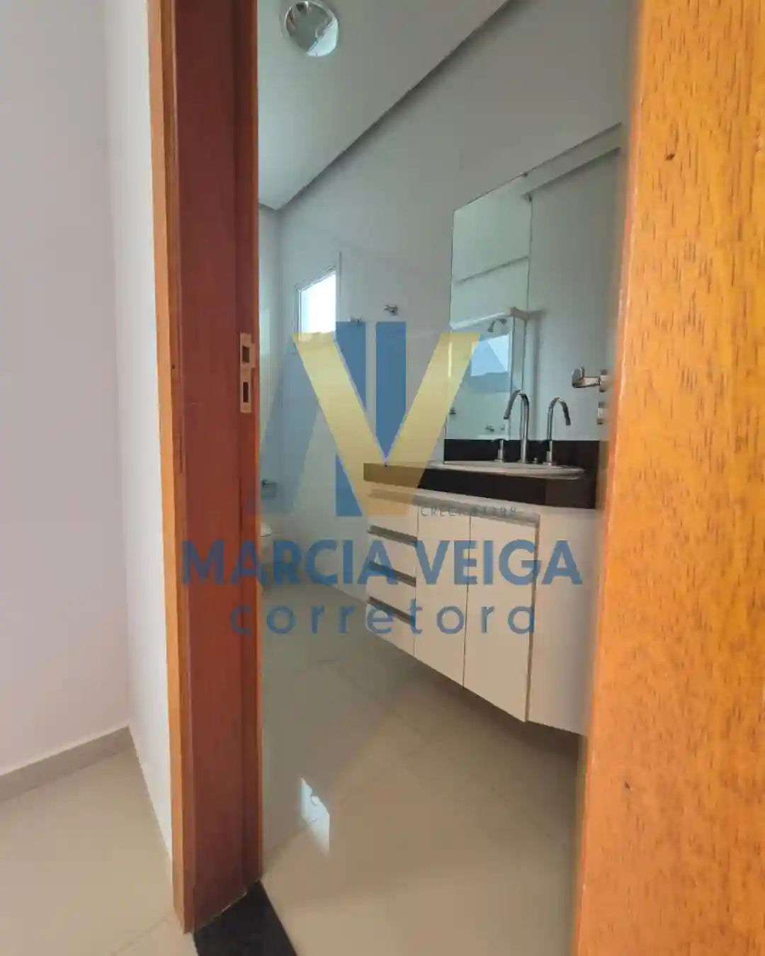 Casa de Condomínio com 3 quartos à venda, 320m² — foto 8 de 37