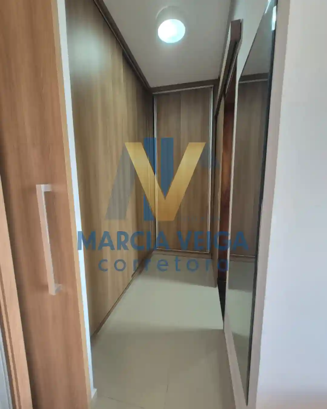 Casa de Condomínio com 3 quartos à venda, 320m² — foto 2 de 37