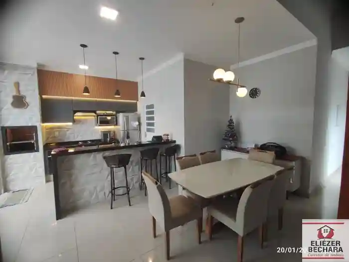 Casa com 3 quartos à venda, 130m² — foto 12 de 17
