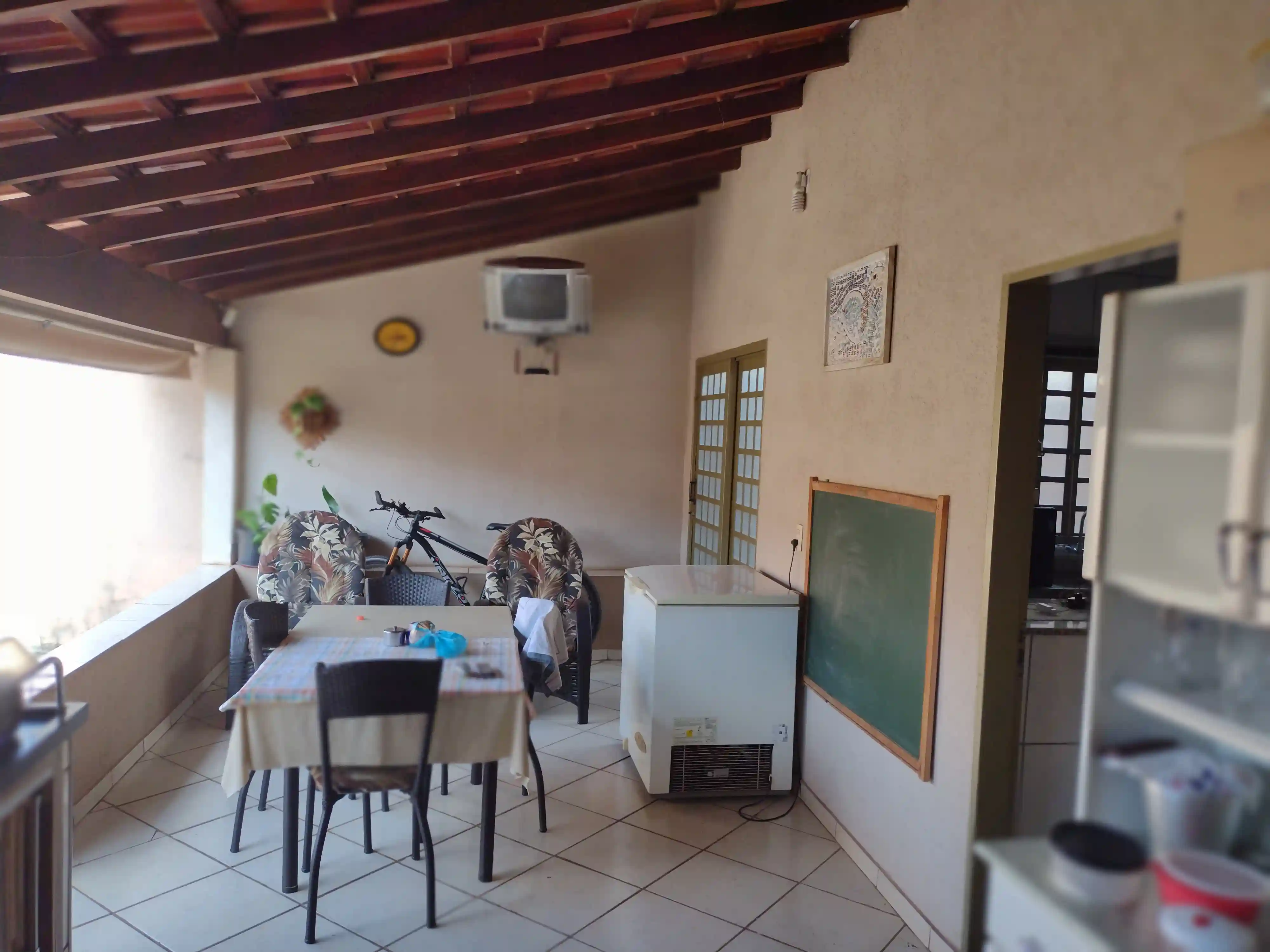 Casa com 3 quartos à venda, 150m² — foto 8 de 10