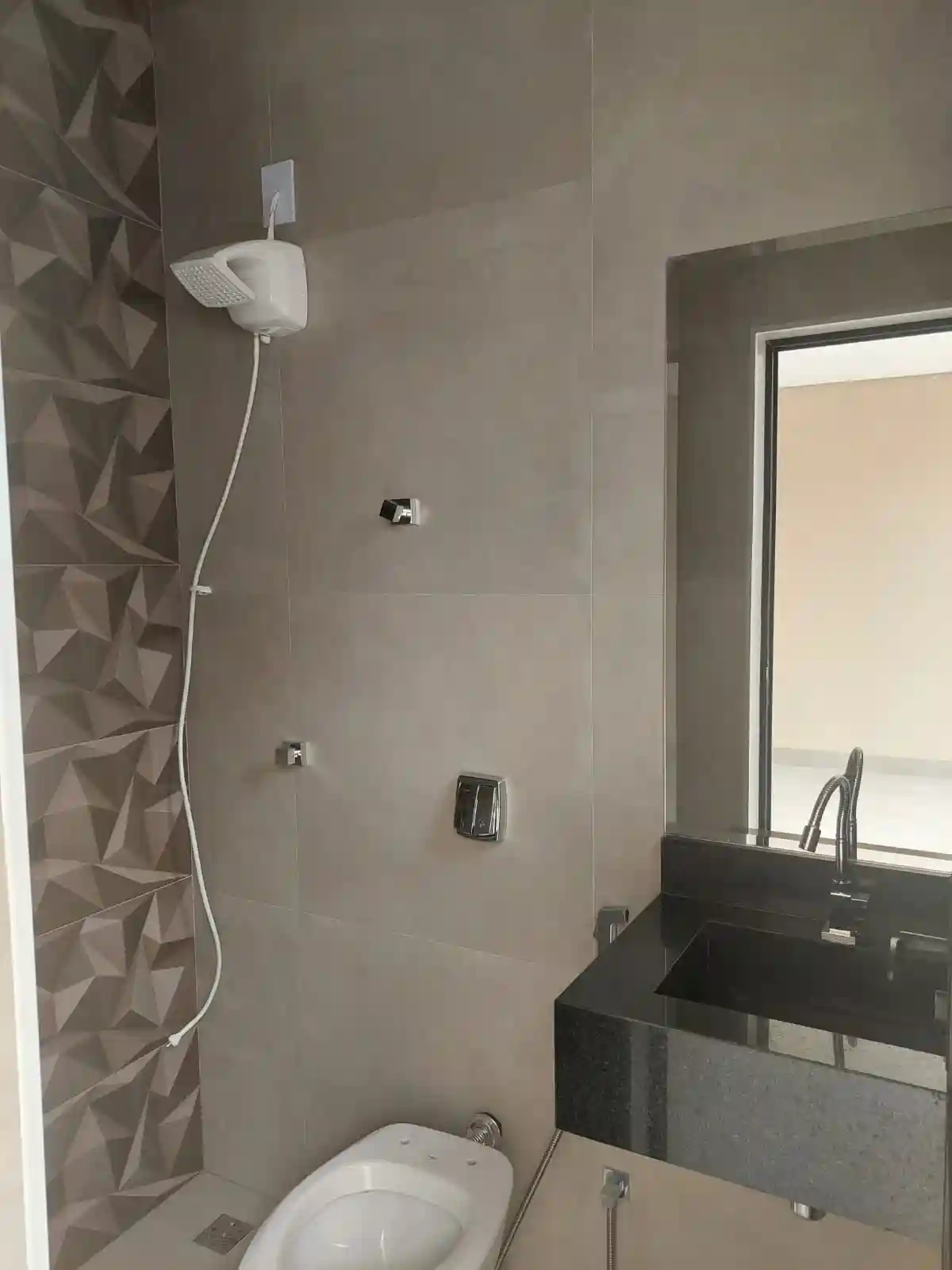 Casa de Condomínio com 3 quartos à venda, 253m² — foto 15 de 18