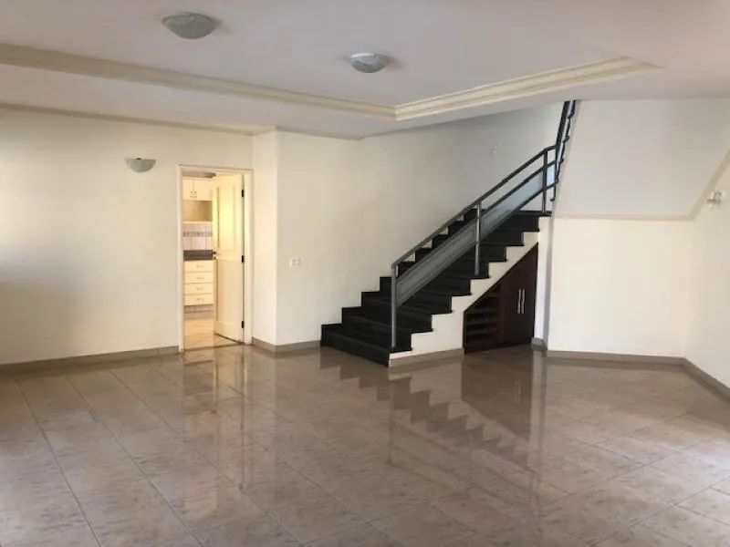 Casa de Condomínio à venda — foto 6 de 7