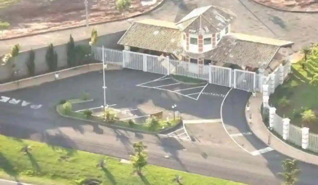 Terreno / Lote / Condomínio  à venda, 450m² — foto 4 de 4