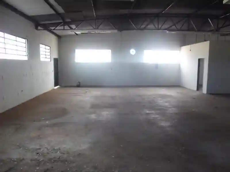 Loja / Salão / Ponto Comercial  à venda, 600m² — foto 9 de 12