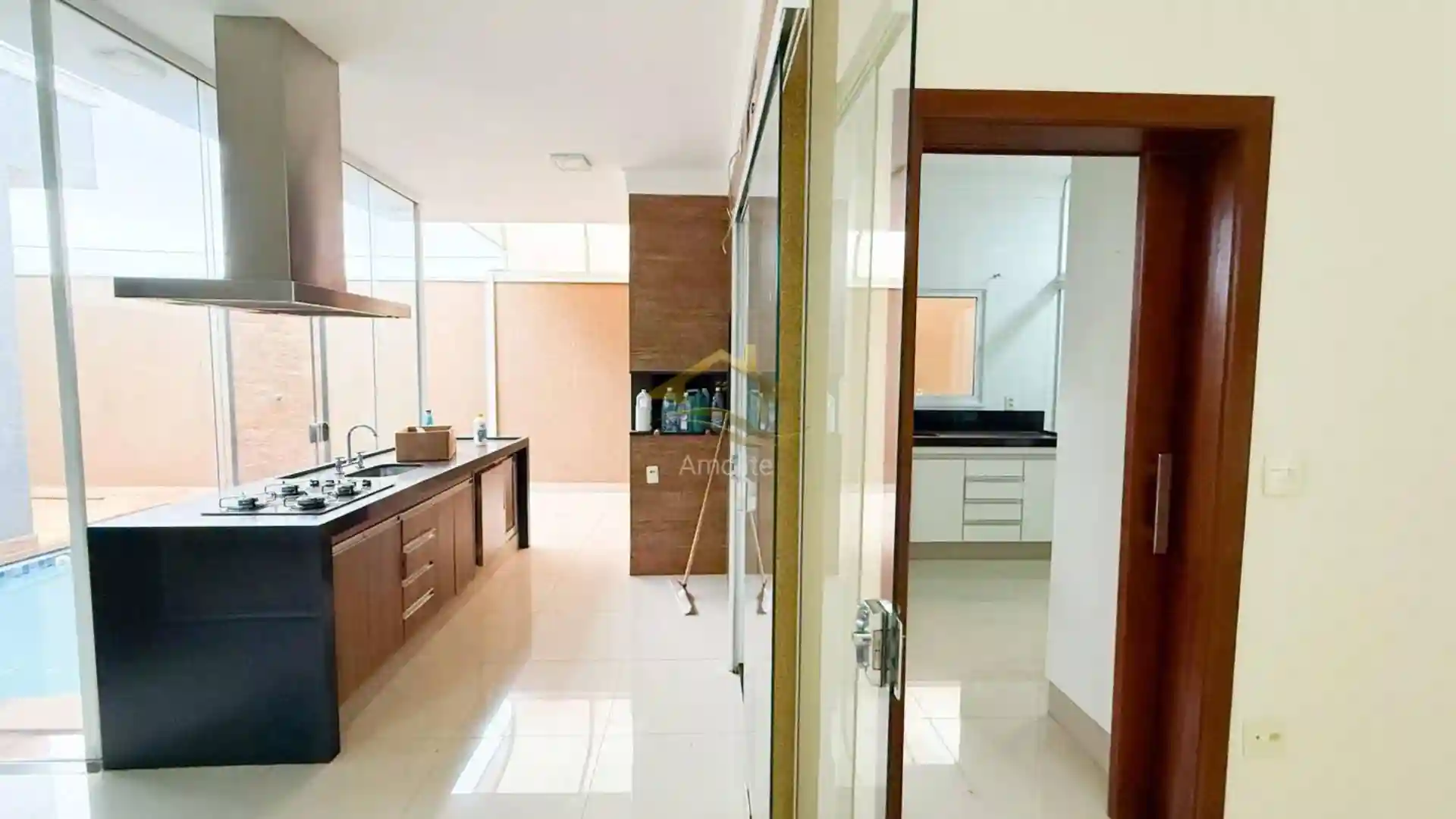Casa de Condomínio com 3 quartos à venda, 170m² — foto 6 de 23