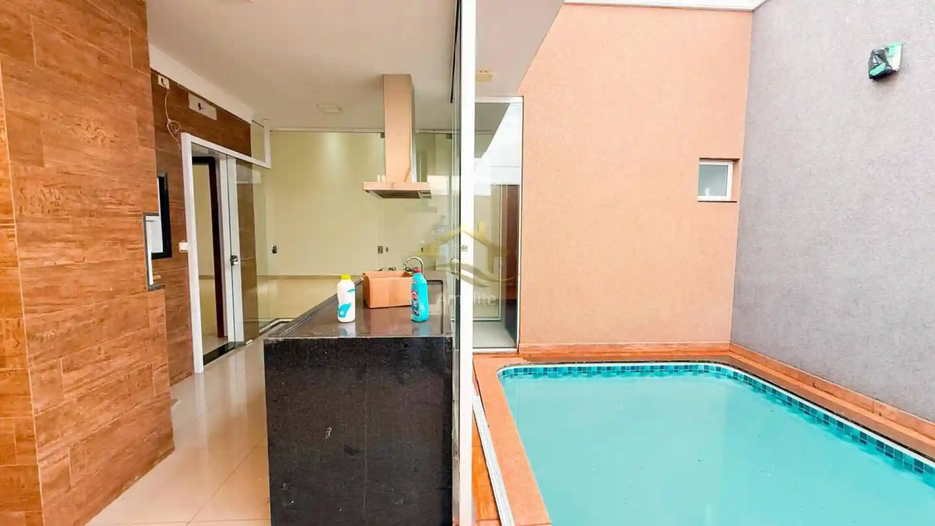 Casa de Condomínio com 3 quartos à venda, 170m² — foto 10 de 23