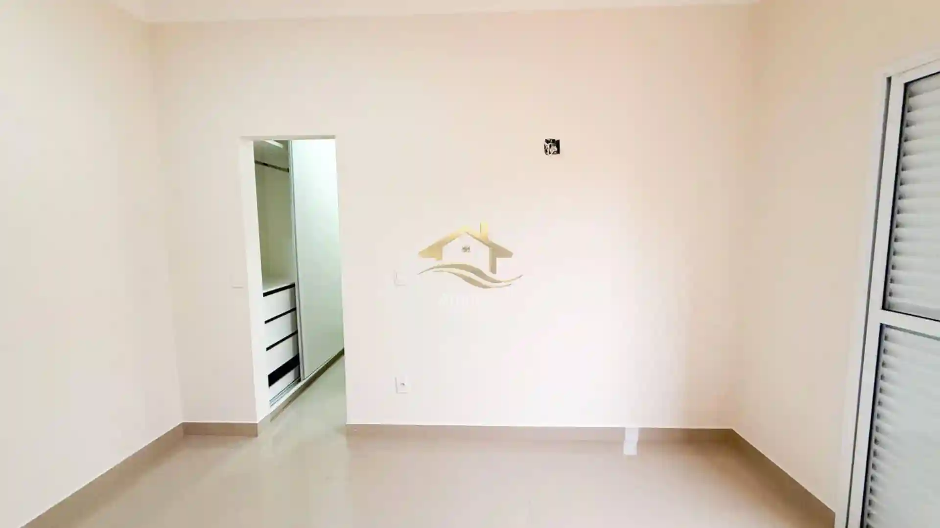 Casa de Condomínio com 3 quartos à venda, 170m² — foto 21 de 23