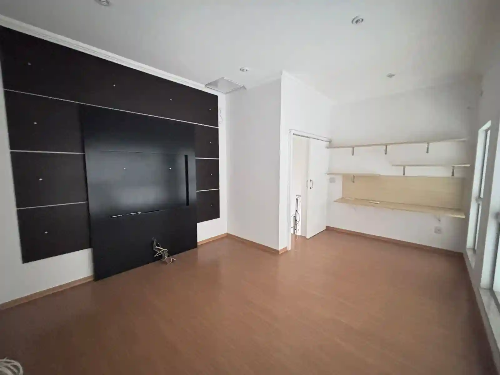 Casa de Condomínio com 3 quartos à venda, 415m² — foto 9 de 33