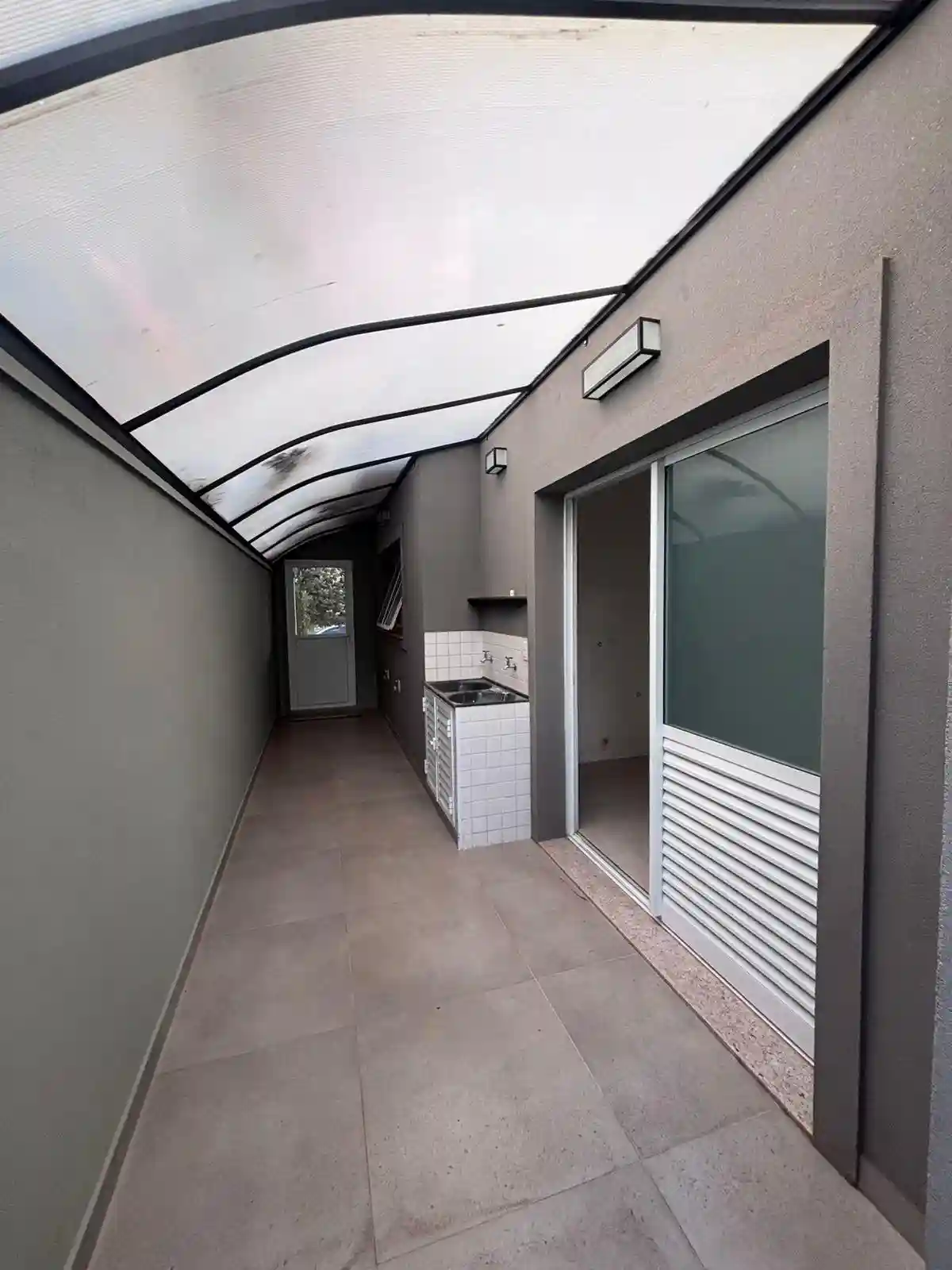 Casa de Condomínio com 3 quartos à venda, 415m² — foto 4 de 33