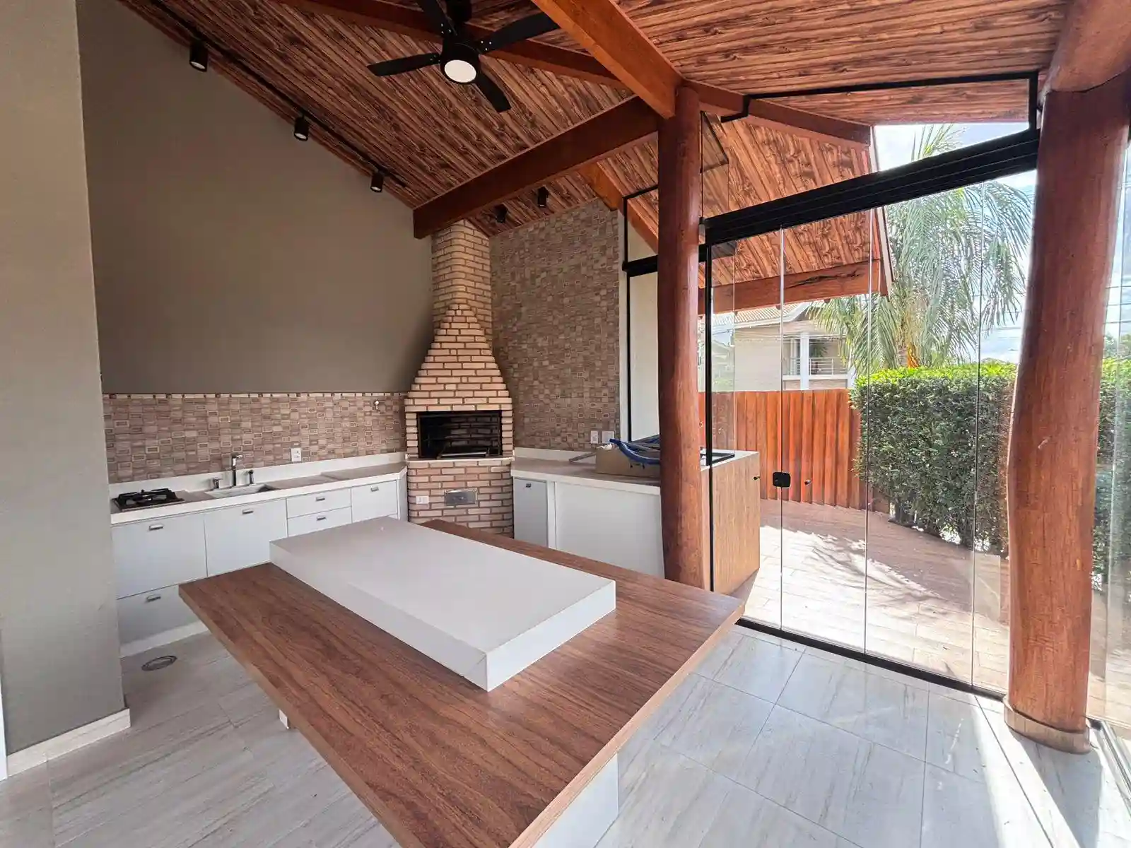 Casa de Condomínio com 3 quartos à venda, 415m² — foto 32 de 33