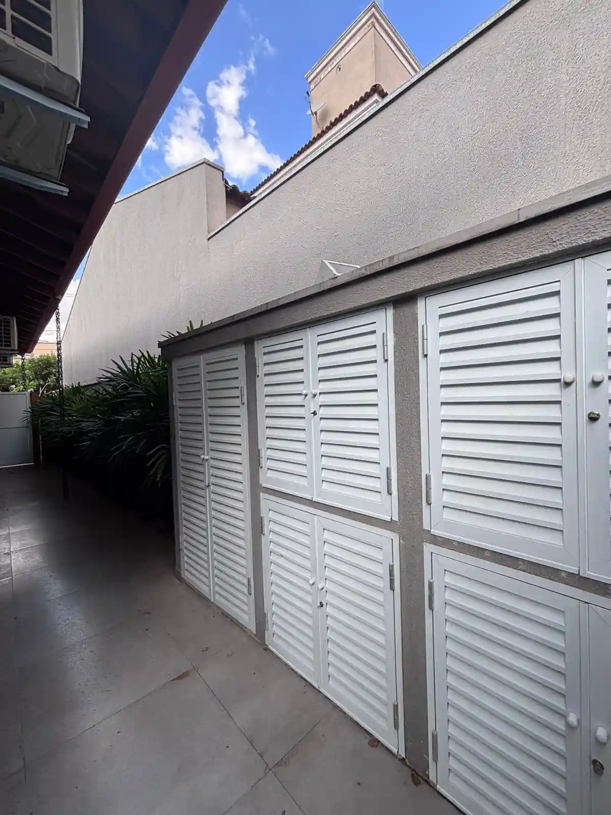 Casa de Condomínio com 3 quartos à venda, 415m² — foto 3 de 33