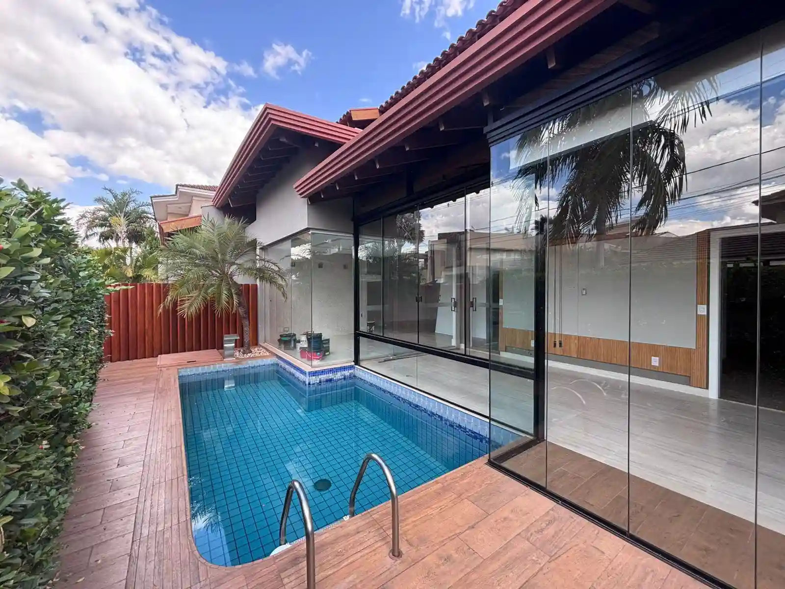 Casa de Condomínio com 3 quartos à venda, 415m² — foto 8 de 33