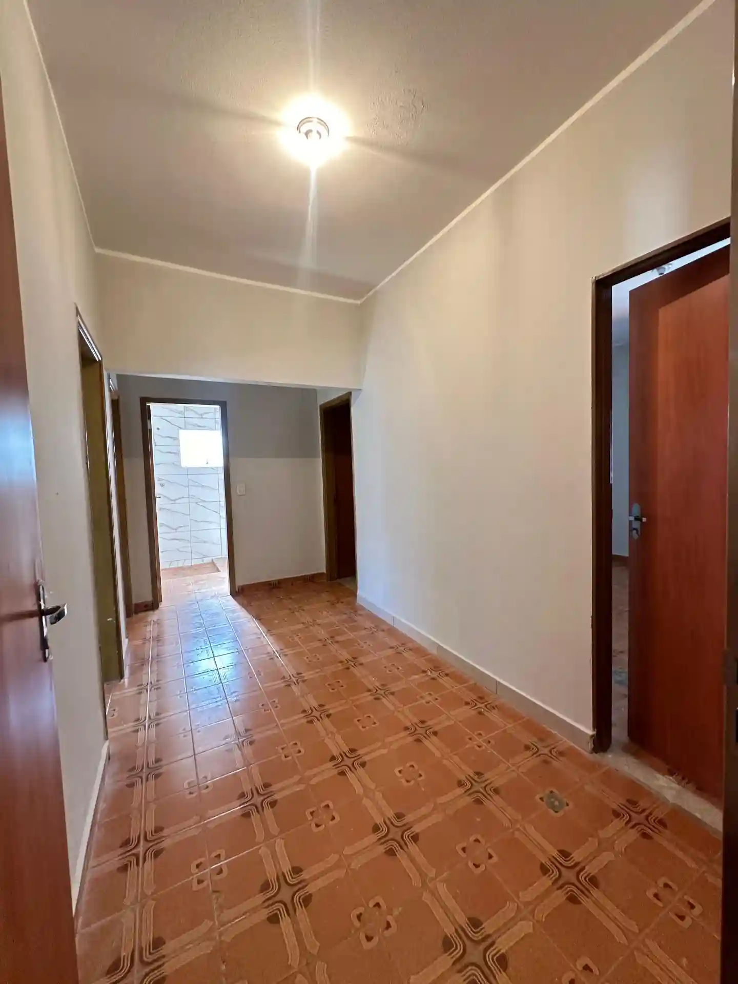 Casa com 3 quartos à venda, 123m² — foto 1 de 16