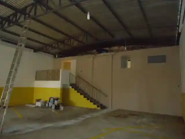 Loja / Salão / Ponto Comercial para aluguel — foto 20 de 25
