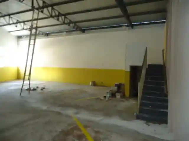 Loja / Salão / Ponto Comercial para aluguel — foto 22 de 25