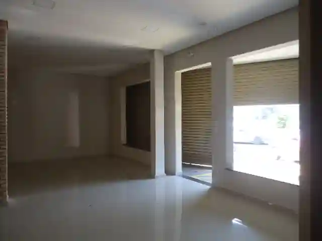 Loja / Salão / Ponto Comercial para aluguel — foto 3 de 25
