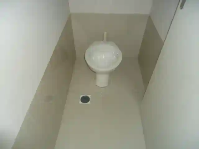 Loja / Salão / Ponto Comercial para aluguel — foto 15 de 25