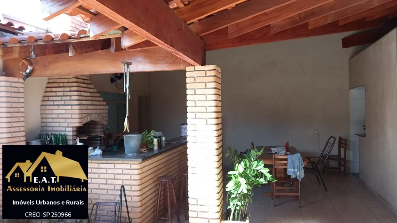 Casa à venda — foto 1 de 6