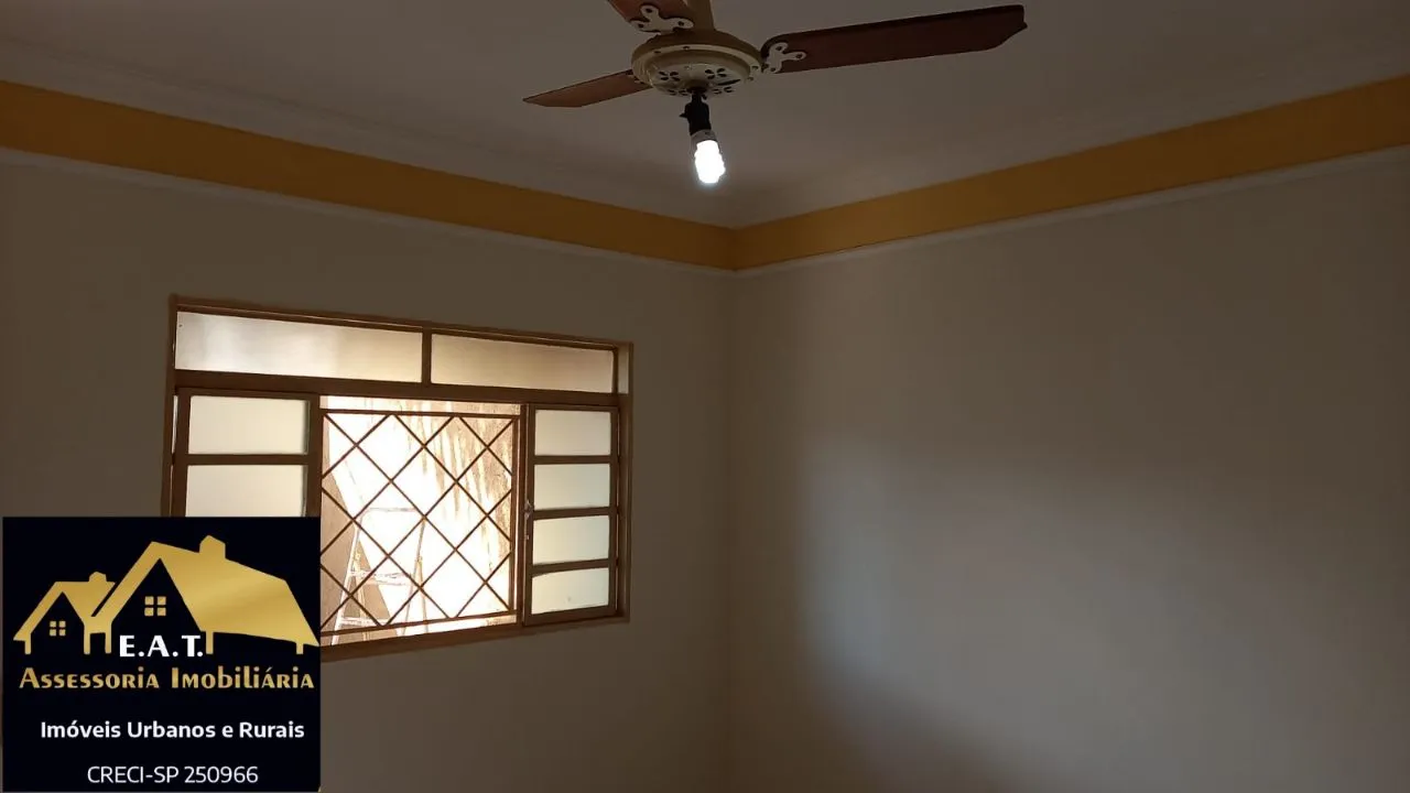 Casa à venda — foto 2 de 6