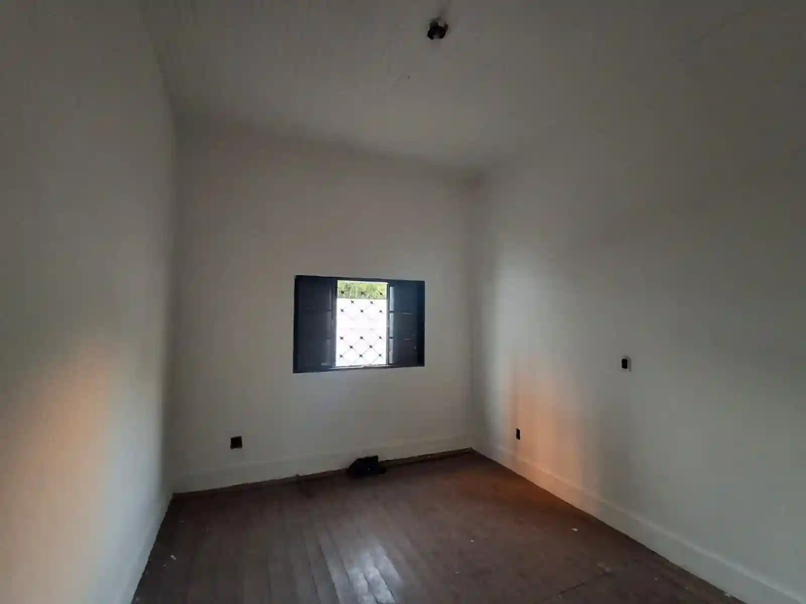 Casa com 2 quartos para aluguel, 90m² — foto 2 de 9