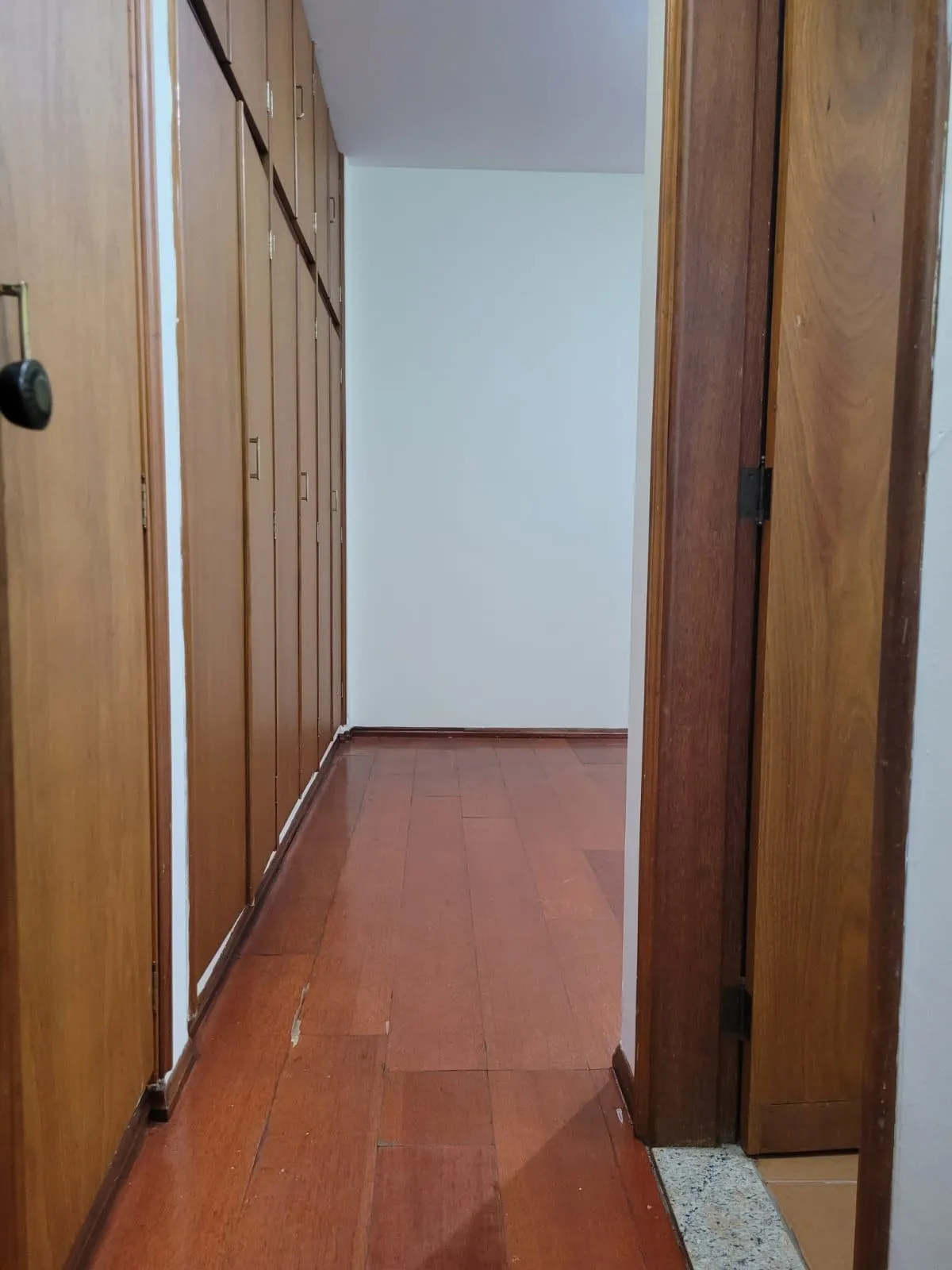 Apartamento com 3 quartos à venda, 140m² — foto 10 de 27