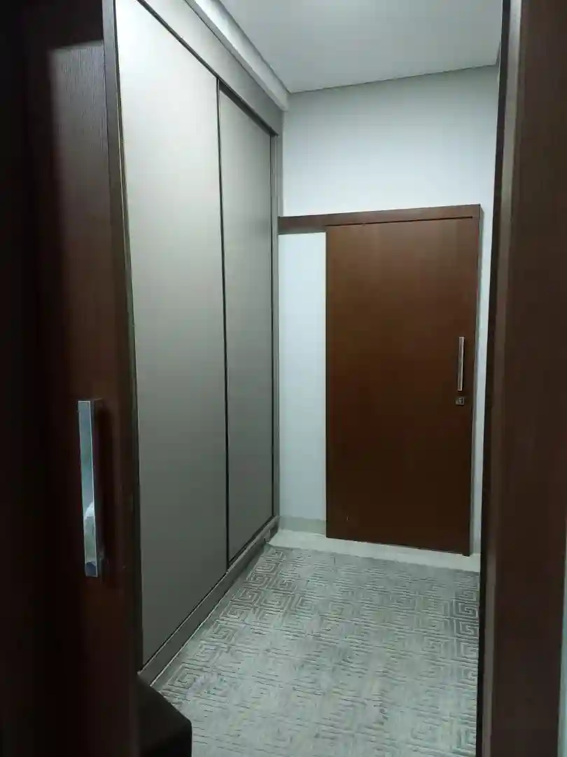 Casa de Condomínio com 3 quartos à venda, 360m² — foto 9 de 11