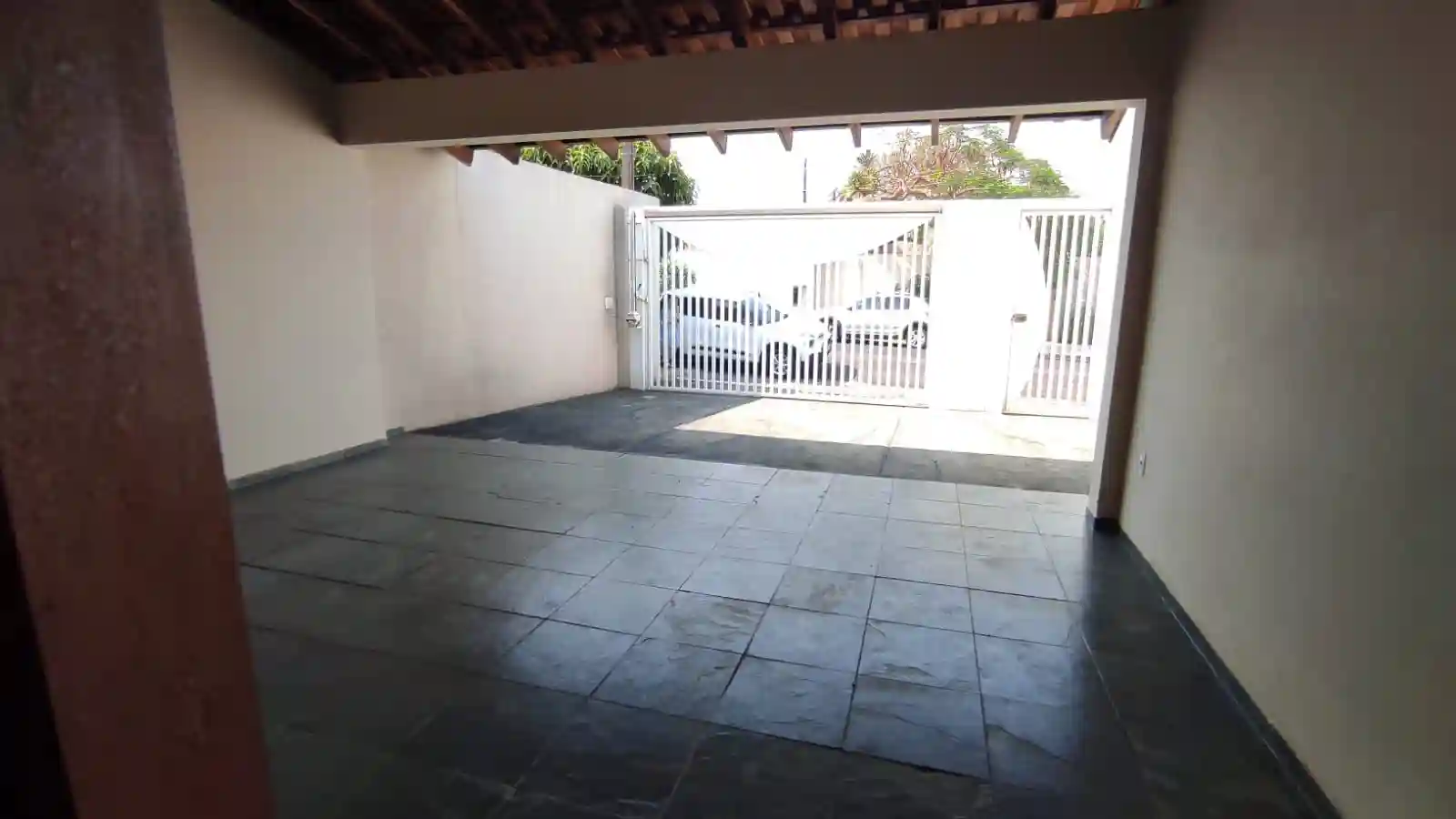 Casa com 4 quartos à venda, 193m² — foto 3 de 27