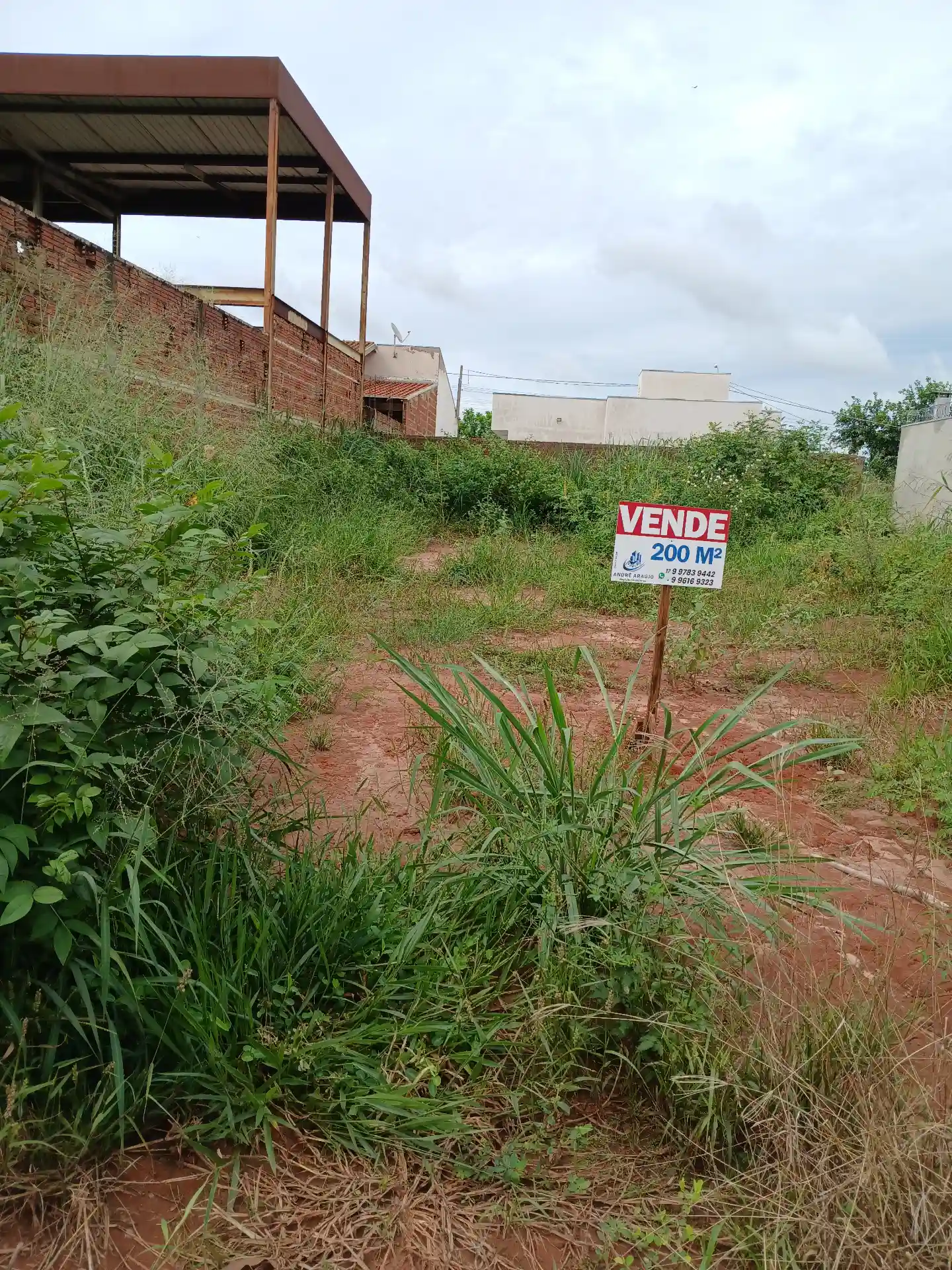 Terreno / Lote / Condomínio  à venda, 220m² — foto 5 de 8