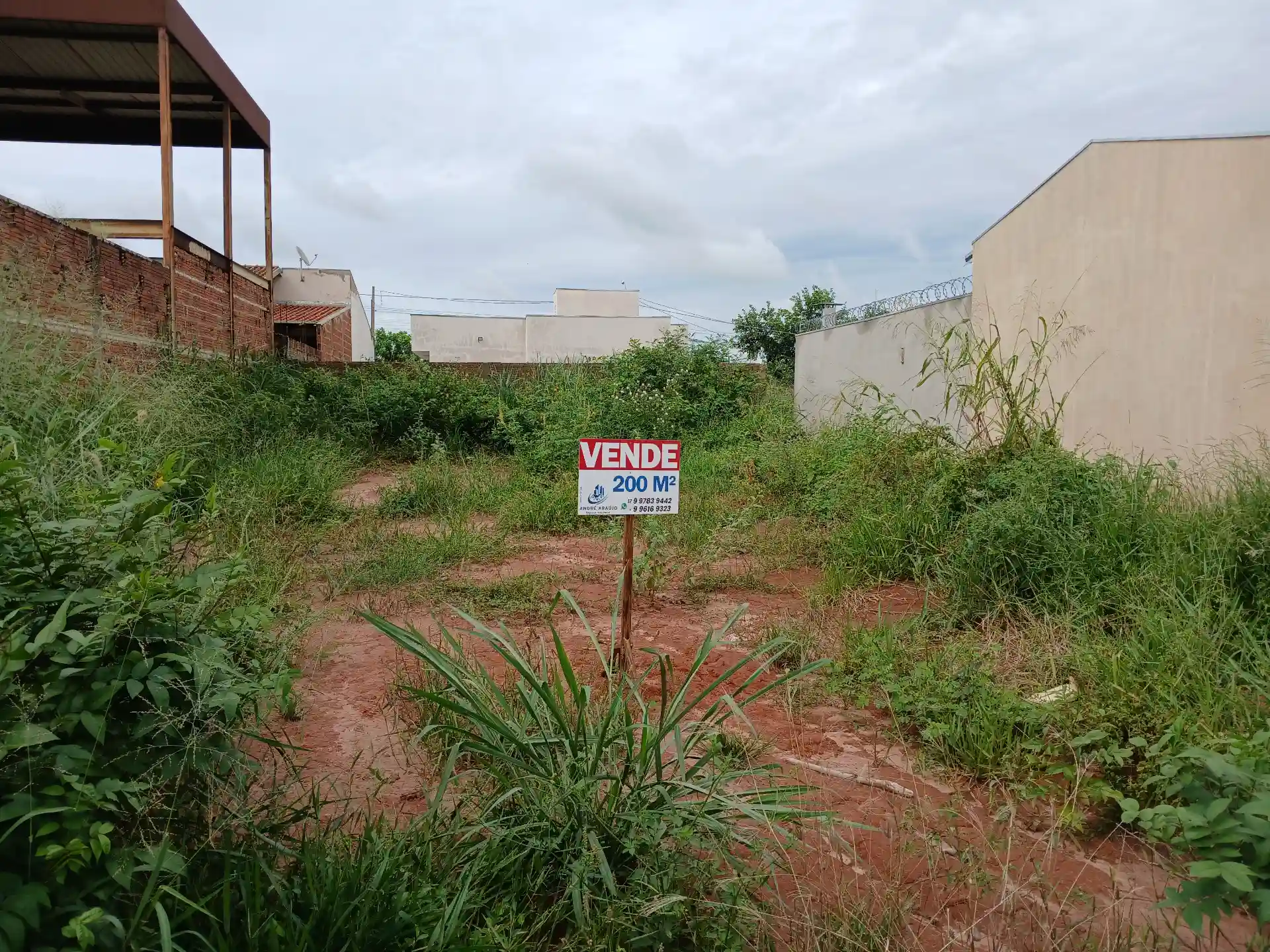 Terreno / Lote / Condomínio  à venda, 220m² — foto 3 de 8