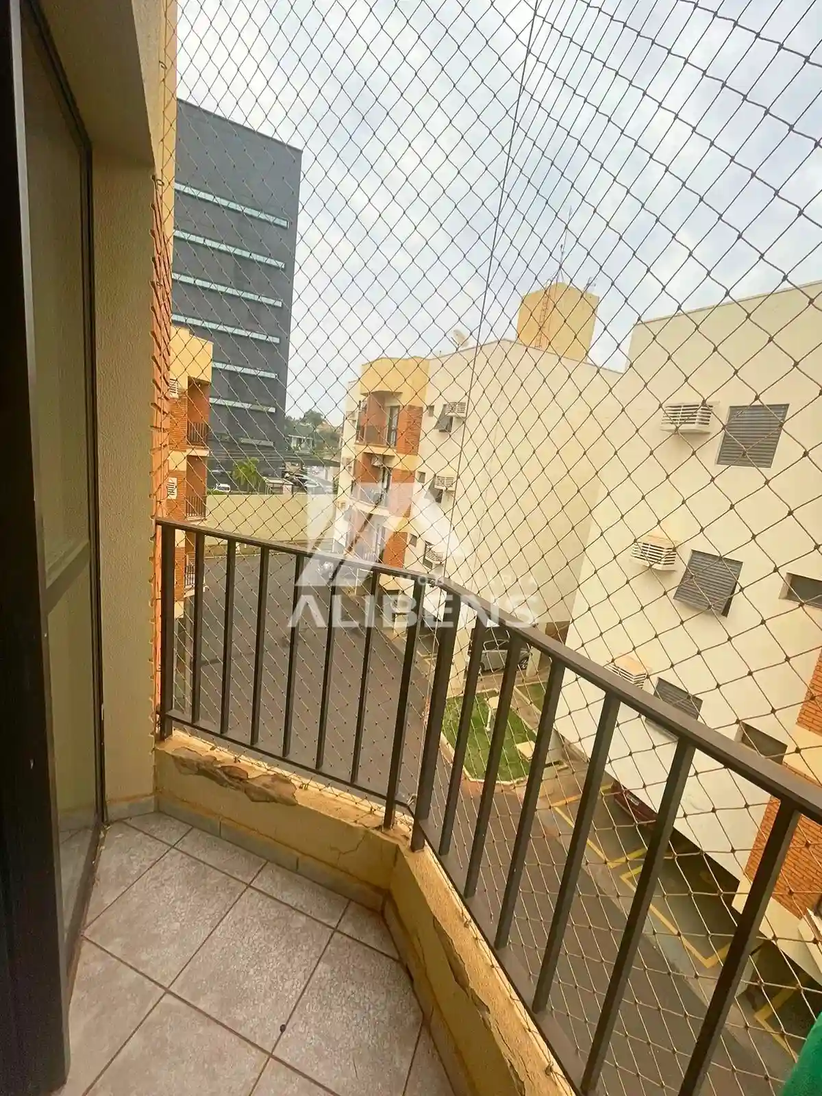 Apartamento com 2 quartos à venda, 65m² — foto 2 de 20