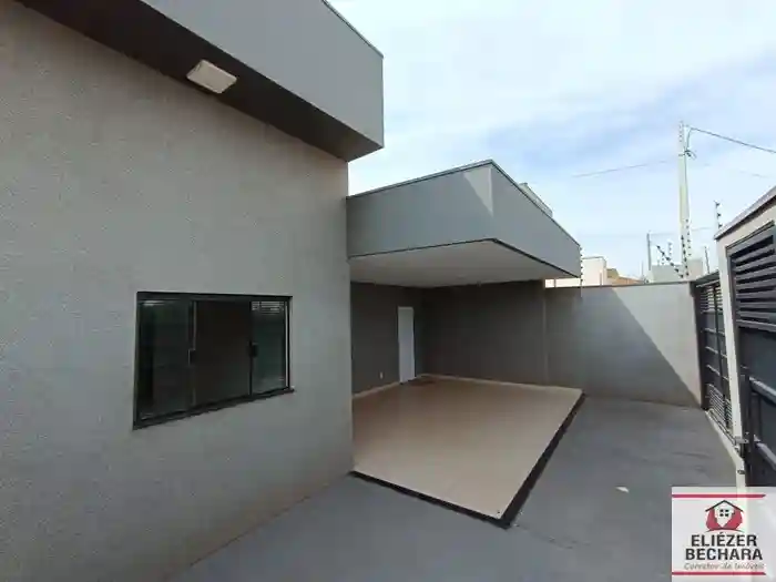 Casa com 3 quartos à venda, 120m² — foto 2 de 13