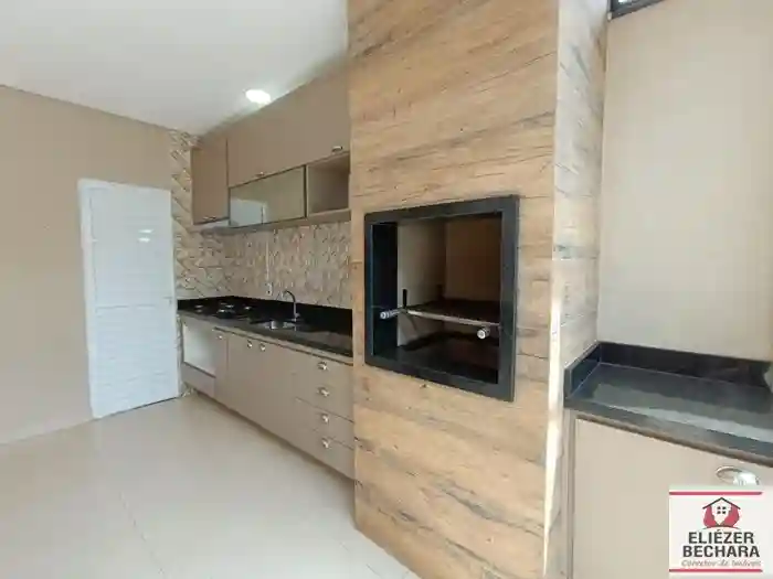 Casa com 3 quartos à venda, 120m² — foto 4 de 13