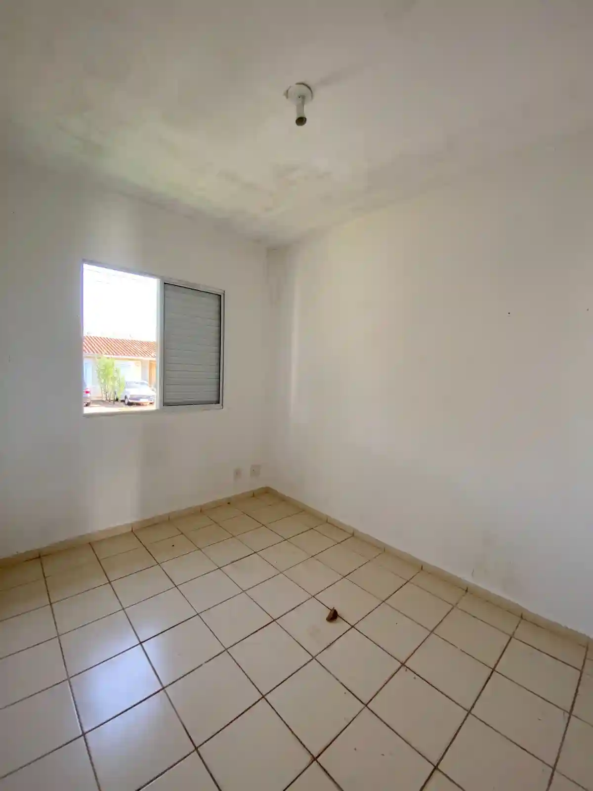 Casa de Condomínio com 2 quartos à venda, 100m² — foto 2 de 3