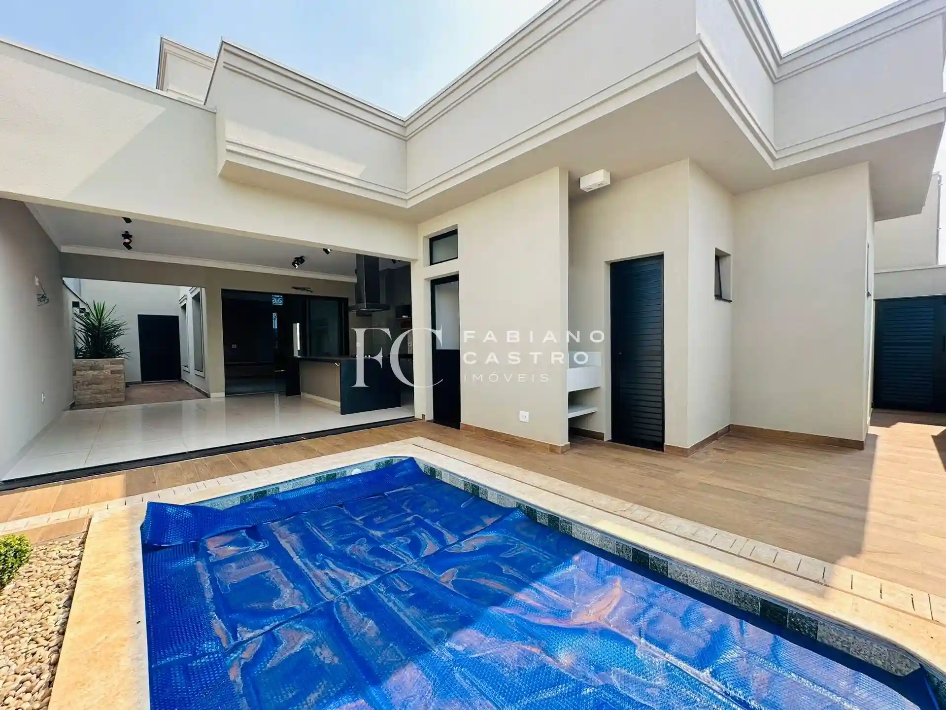 Casa de Condomínio com 3 quartos à venda, 175m² — foto 12 de 25